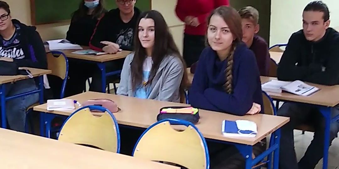 VID_20201009_093555648_Moment